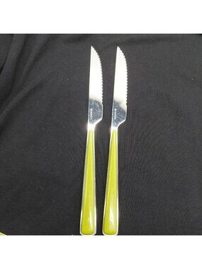 Fiesta Lemongrass Green Steak Knives Set of 2 Stainless Steel Serrated 9"